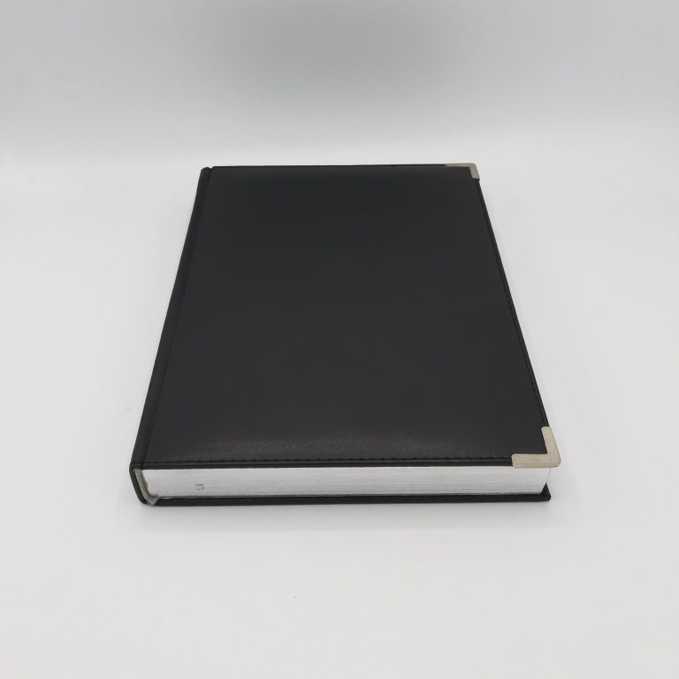 Bllok A4 liz lekur 20×28 cod 810A/200yp